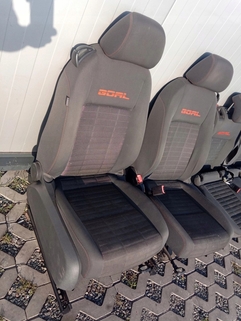 фото №9, Сидіння комплект vw golf goal 3d