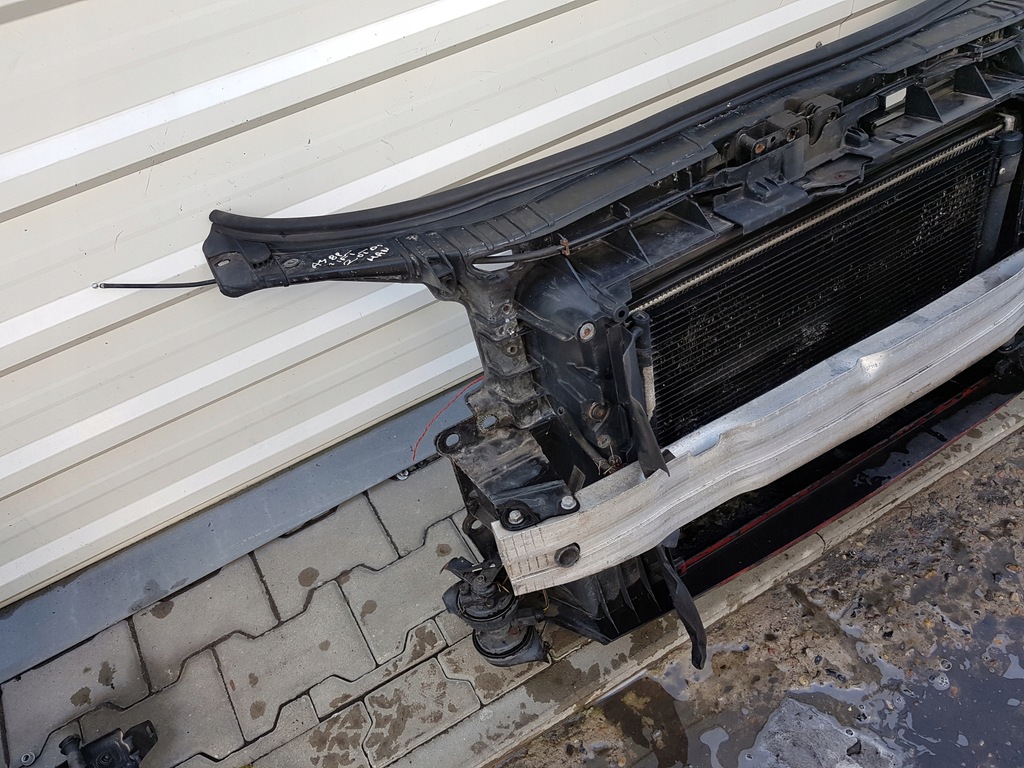 фото №5, Audi a3 8p lift 08r- 2.0 tdi pas передний радиатор