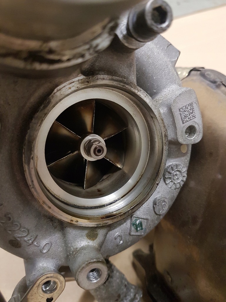 фото №6, Audi rs6 турбины турбонагнетателя 079145704s 079145703s