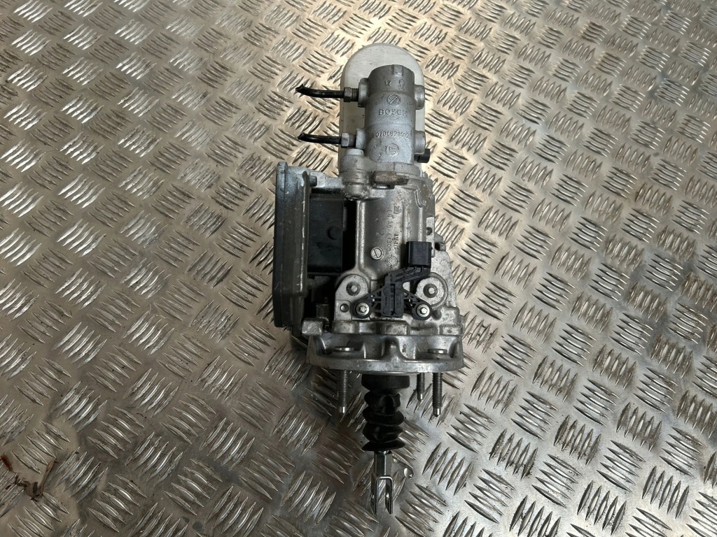 Tesla model s 2017 насос тормозная 103712300b Киев