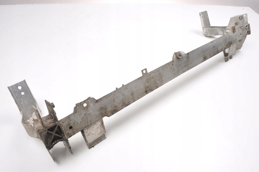 фото №1, Mercedes w176 нижня балка радіатор