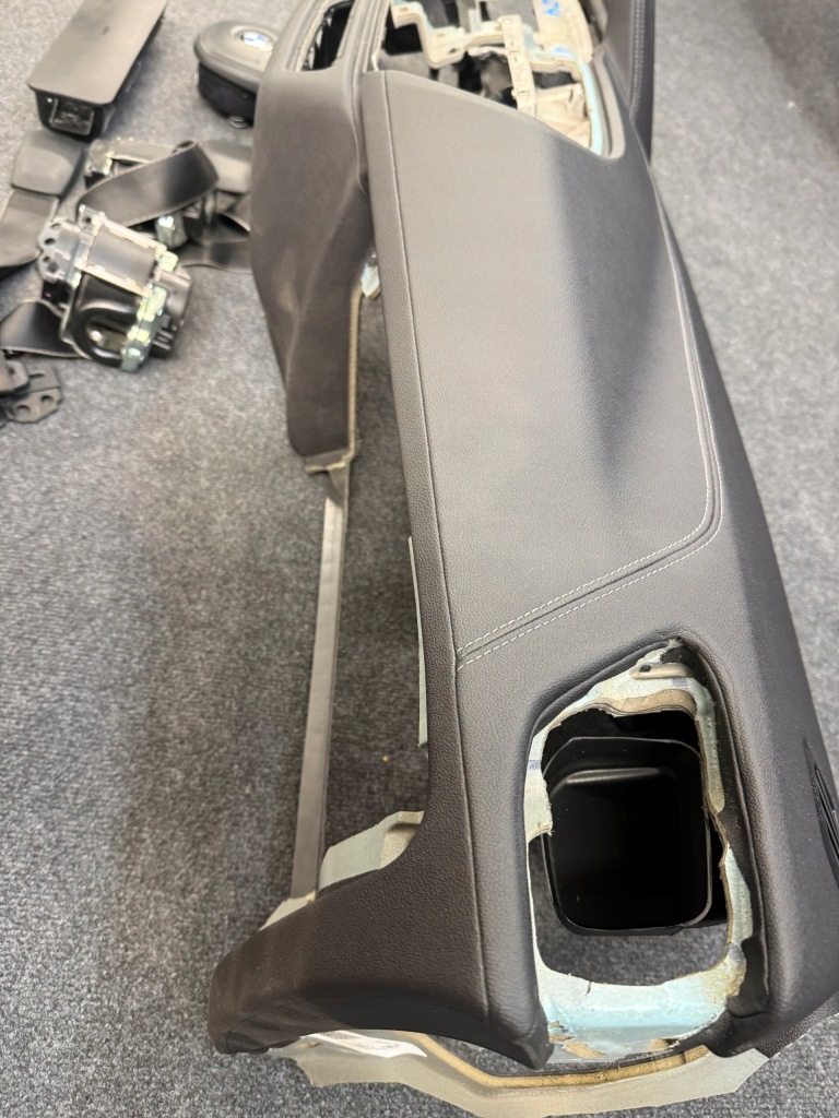 фото №9, Bmw z4 g29 приборная панель консоль светлая nić подушка безопасности кожа ремни подушки безопасности оригинал