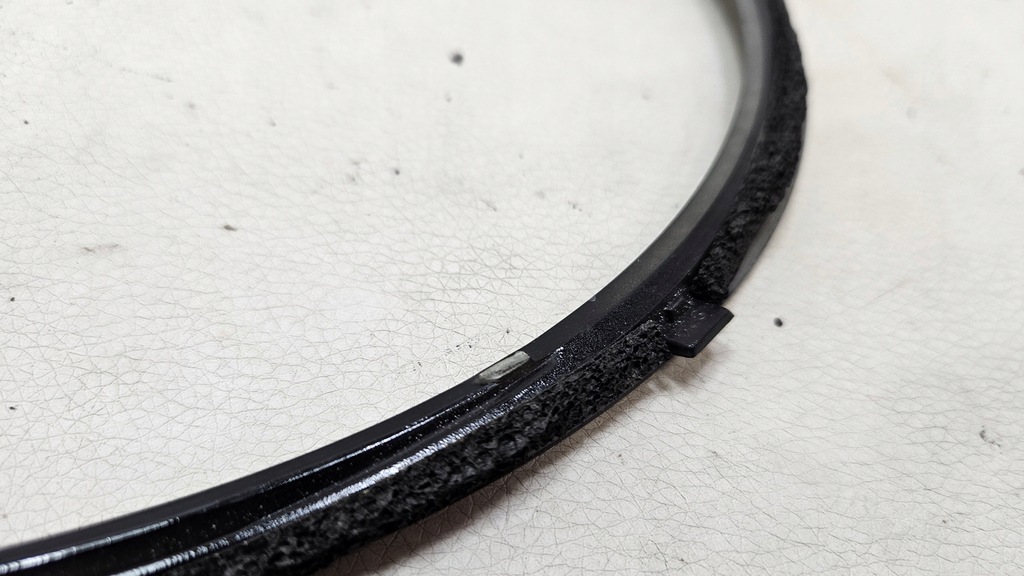 фото №3, Кільце рамка лампи правий bentley continental black