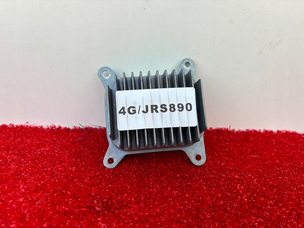 фото №1, Tesla 3 iii y lift перетворювач лампи перед модуль led 4g/jrs890