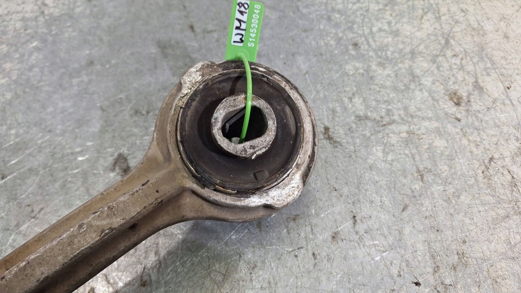 фото №6, Важіль правий перед 20305 mercedes c w203 clk w209 slk r171