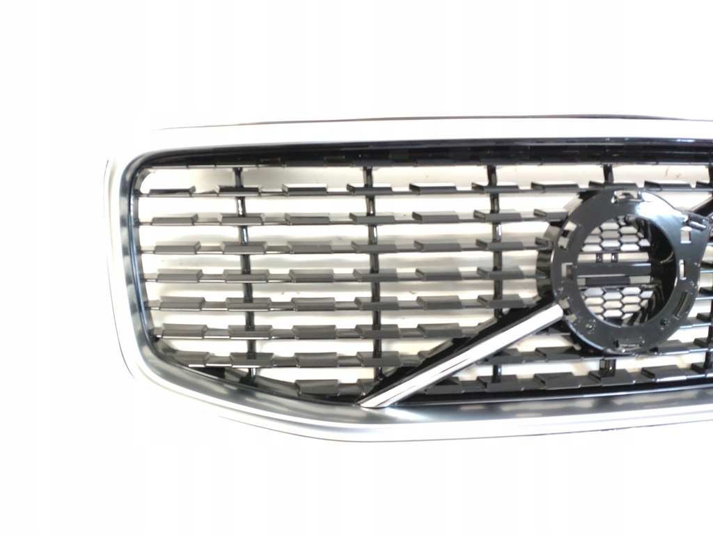 фото №2, Решітка радіатора решітка радіатора volvo xc60 po 2017- 19 r- design