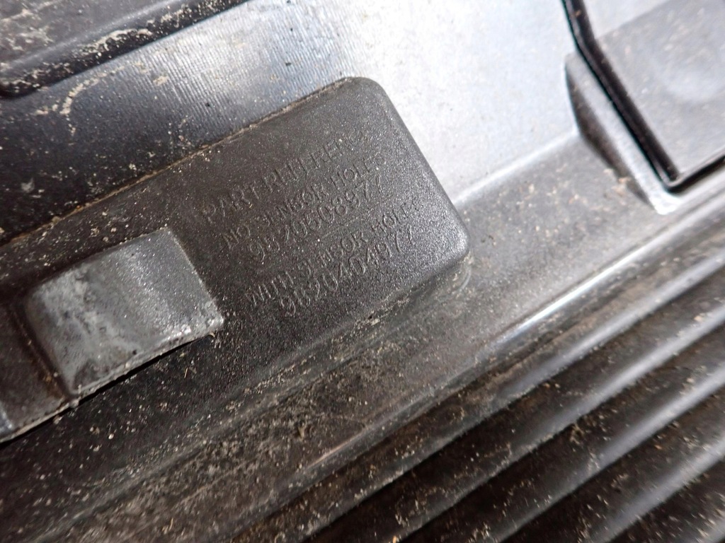 фото №11, Citroen ds7 crossback 17- бампер задня задній pdc 9820508977