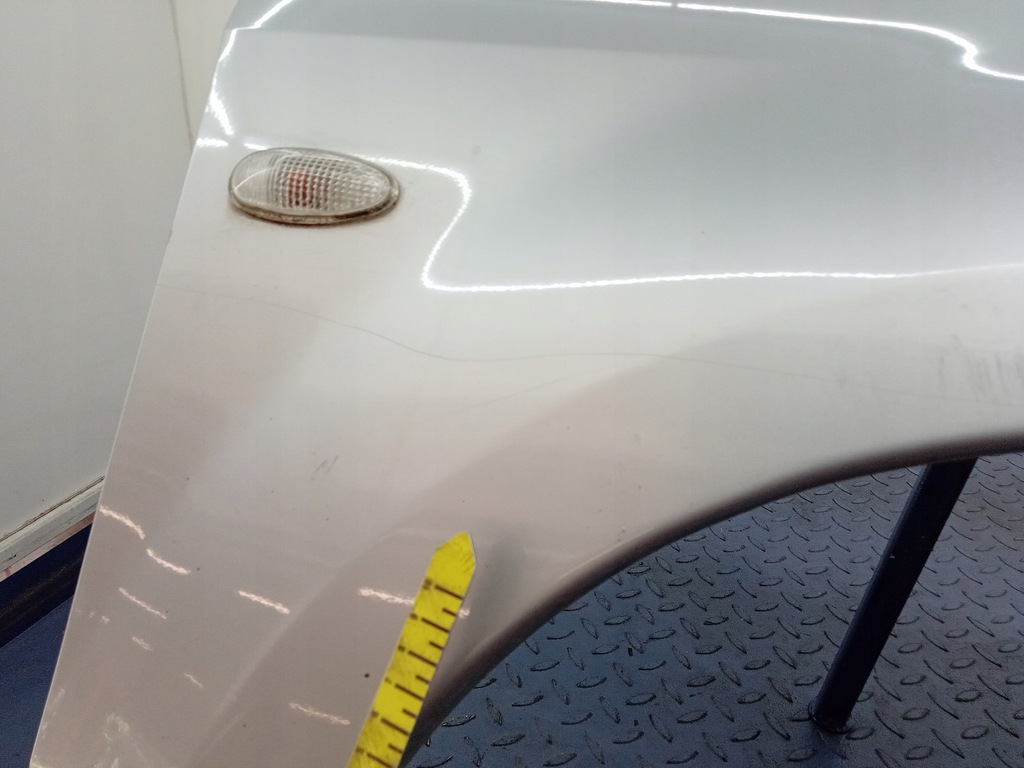 фото №10, Outlander i 03- крыло перед правый передний a31a