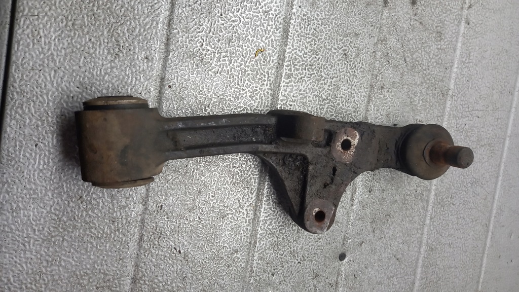 фото №1, Рычаг перед левый kia carnival 02r ii 2.9tdi