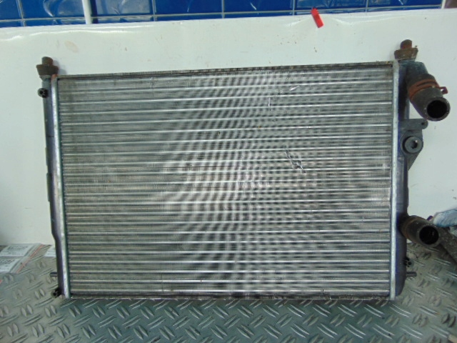 фото №1, Renault megane радіатор ---