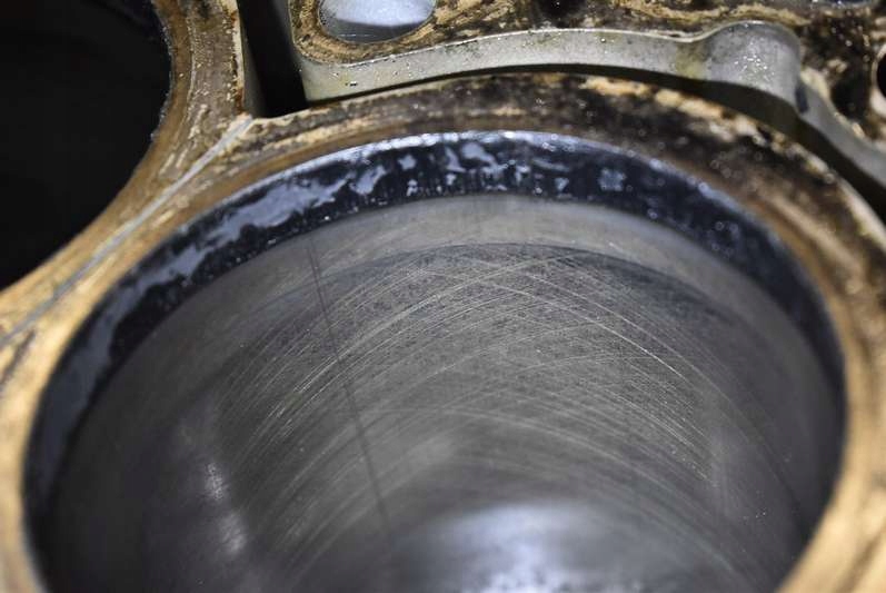 фото №16, Блок dół двигателя wał 30777889 volvo xc90 1 i 2.4 d5 185 km 02-06