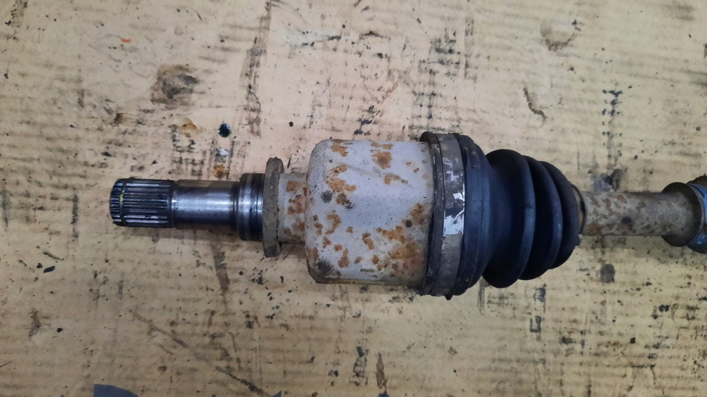 фото №2, Привідний вал ліва mazda 3 1.6b 05r