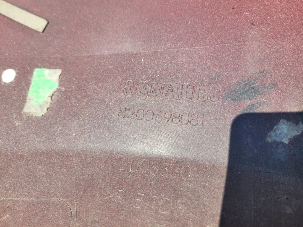 фото №4, Молдинг крыла правый задняя renault twingo ii rs