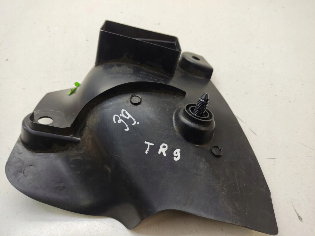 Renault trafic 2 x83 2011 накладка порог внутренняя 93854143 с Разборки