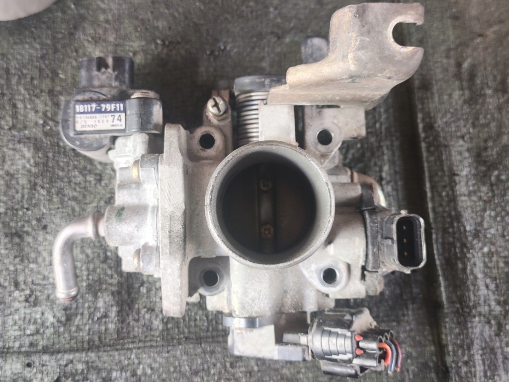 фото №1, Suzuki alto iii 1.0 дроссельная заслонка