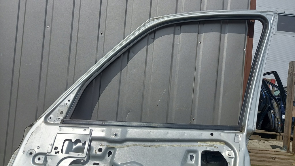 фото №14, Дверь правое перед citroen xsara 02r