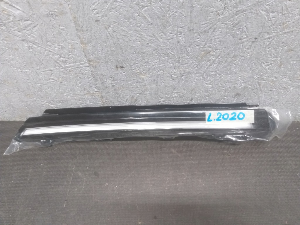 фото №1, Решітка радіатора решітка радіатора led atrapay vw golf viii 8 5h