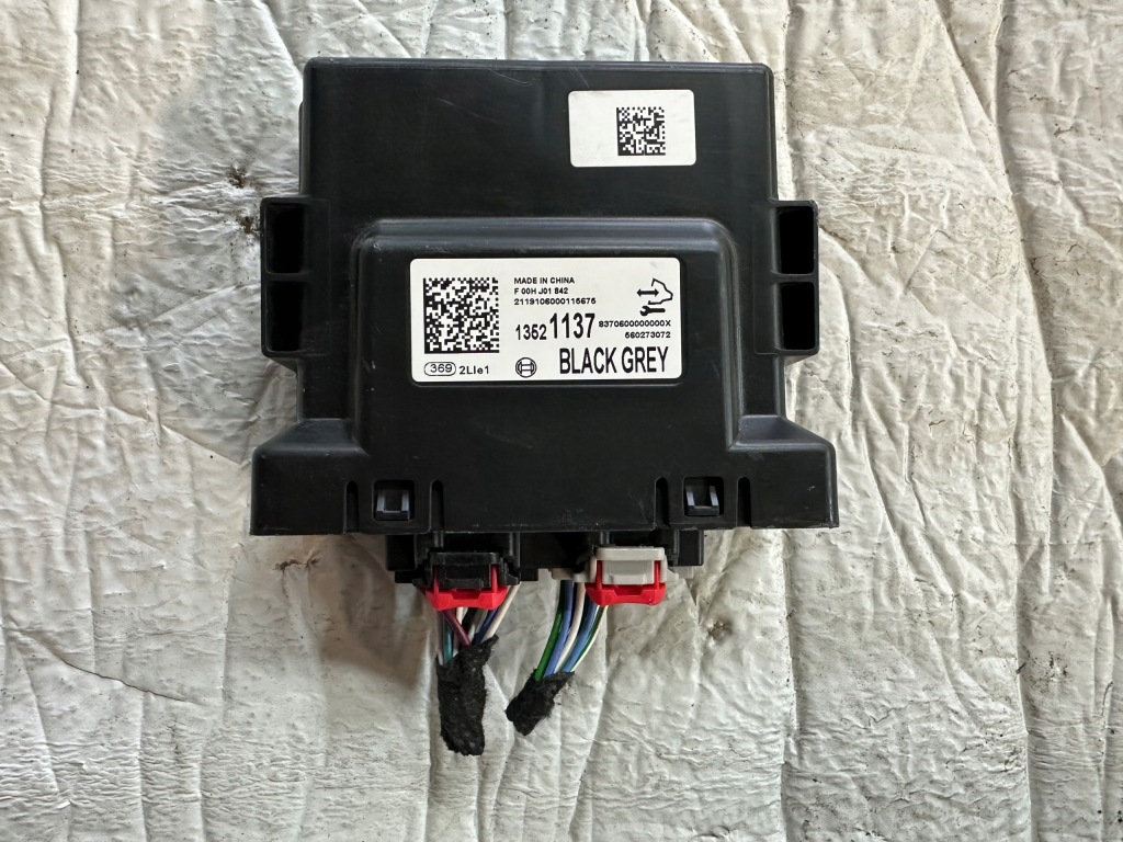 Купити Astra v k модуль датчик pdc 13521137