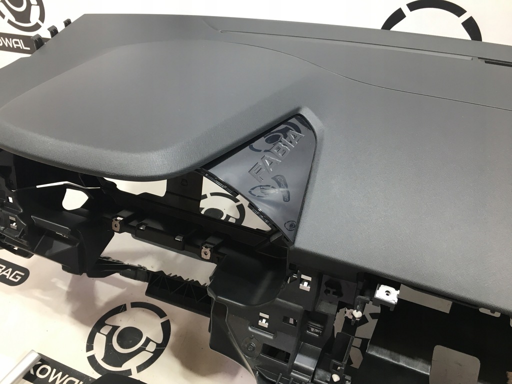 фото №5, Skoda fabia 4 iv 21r приборная панель консоль nowa подушка безопасности ремни оригинал