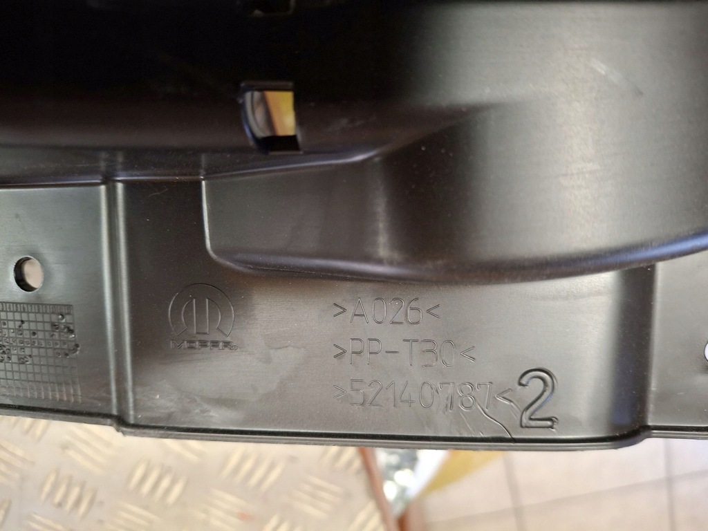 фото №6, Направляющая средний бампера заднего кронштейн fiat 500e 2020r-