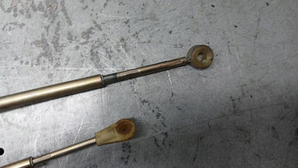 Трос перемикання передач skoda fabia i 1.4b 03r kombi 6y0711265c/266b Доставка