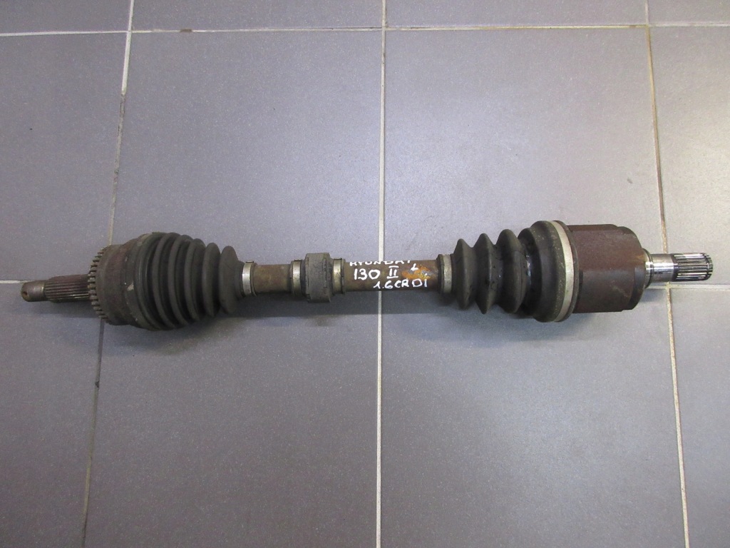 фото №1, Hyundai i30 ii 1.6 crdi приводной вал левая короткий
