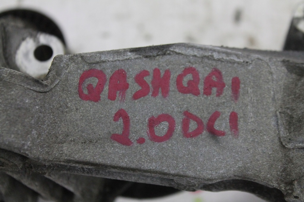 Кронштейн генератора 8200527320c qashqai j10 2.0 dci Цена