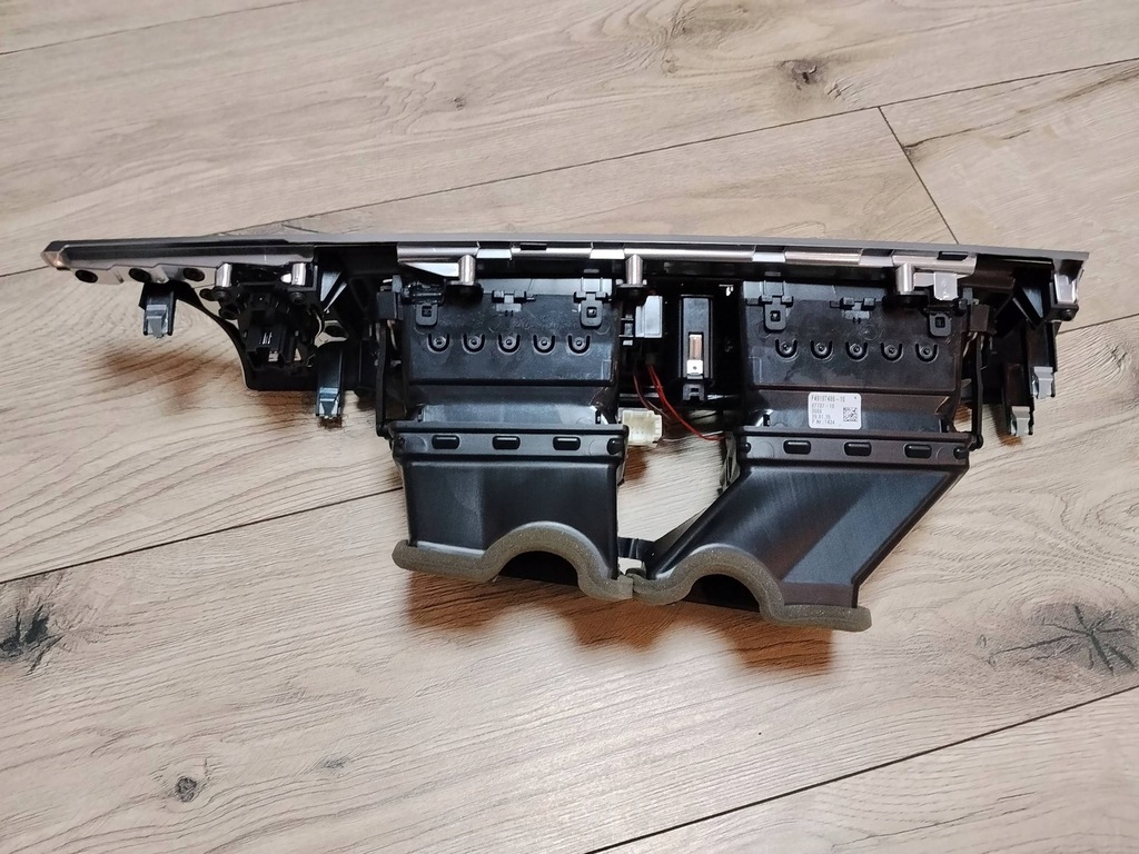 фото №12, Решётка средняя обдув панели консоли dekor bmw 6 f12 f13 9197486