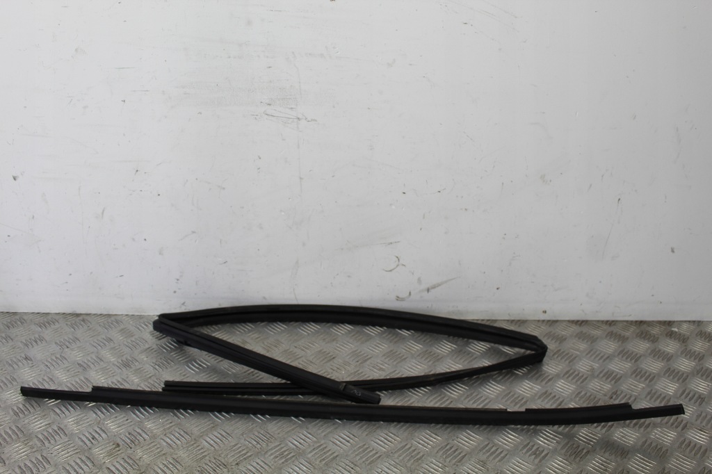 фото №1, Прокладка дверь правый перед micra v 5 k14