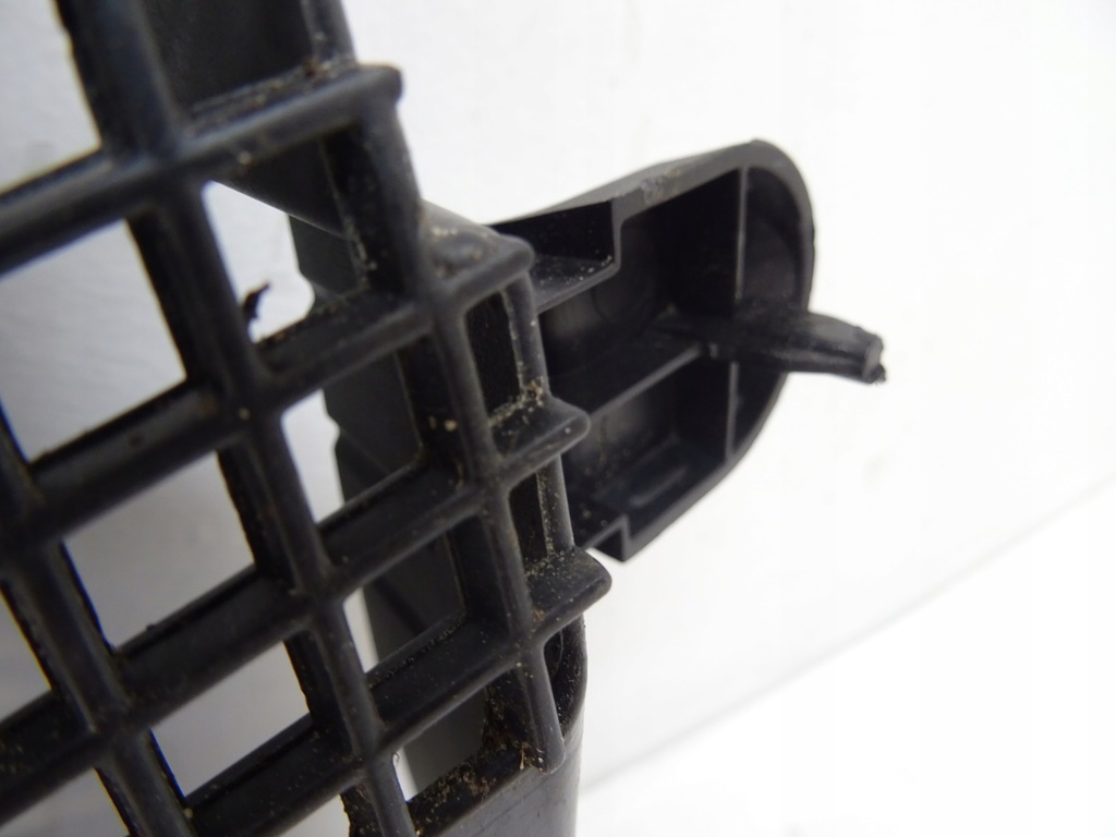 фото №10, Peugeot 208 жабо левая