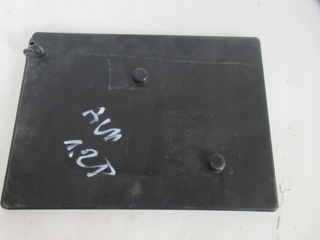 фото №1, Основание аккумулятор toyota оригинальный номер 74431-02160