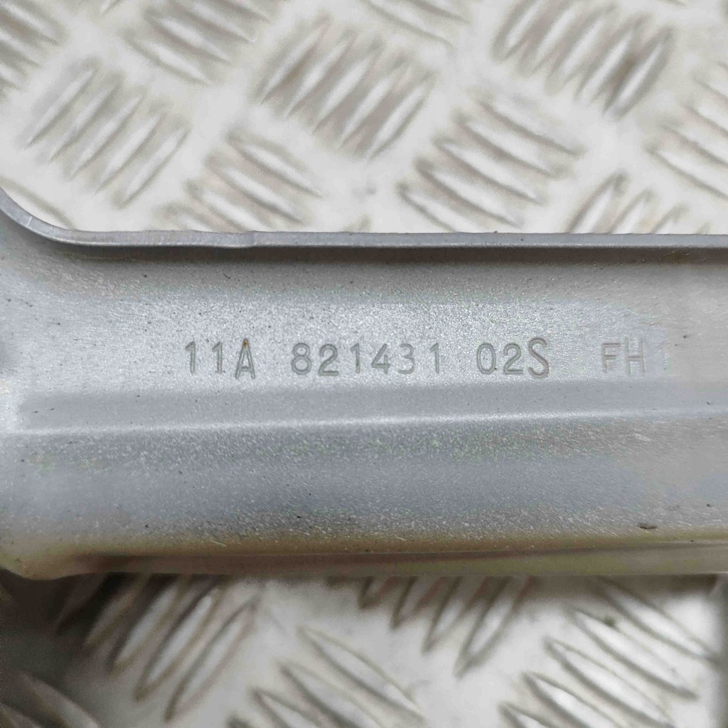 фото №7, Кронштейн передний lewego крыла vw id.4 e21 11a821431 28537694 195kw