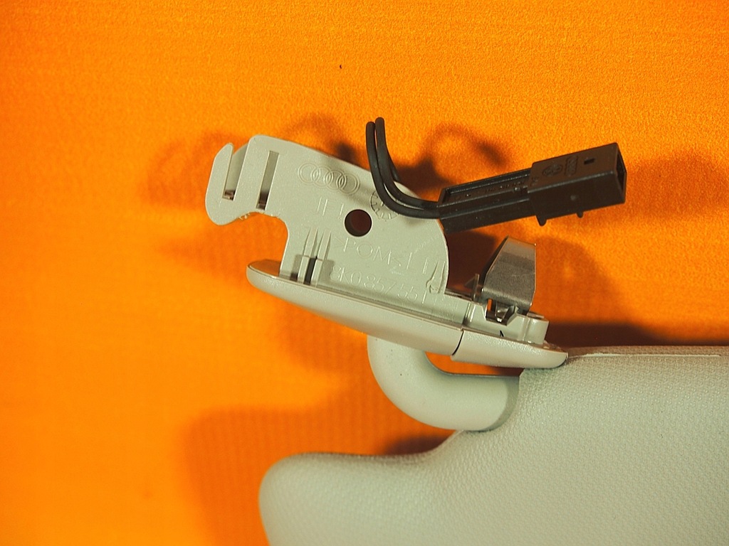 фото №9, Audi a5 8t защита солнцезащитная левая 8k0857551