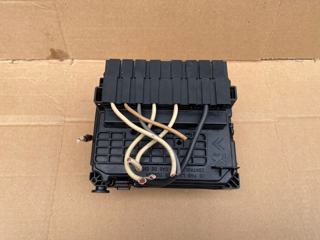 фото №5, Citroen c3 ii коробка bsm 9664997880 роз'єми r09