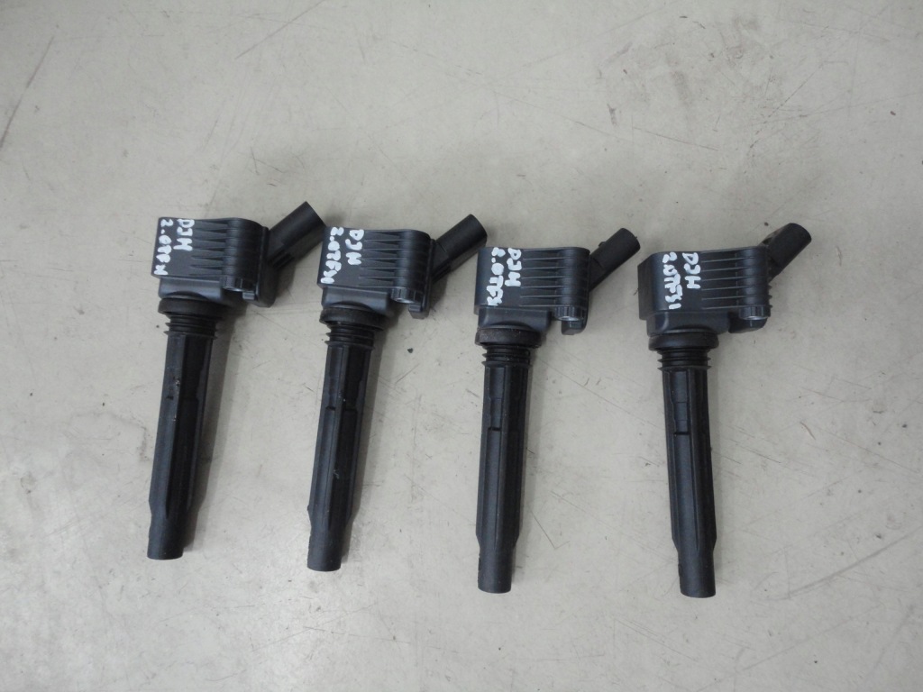 фото №1, Котушка запалювання vw r20 r32 audi s3 tt 2.0 tfsi 06j905110g