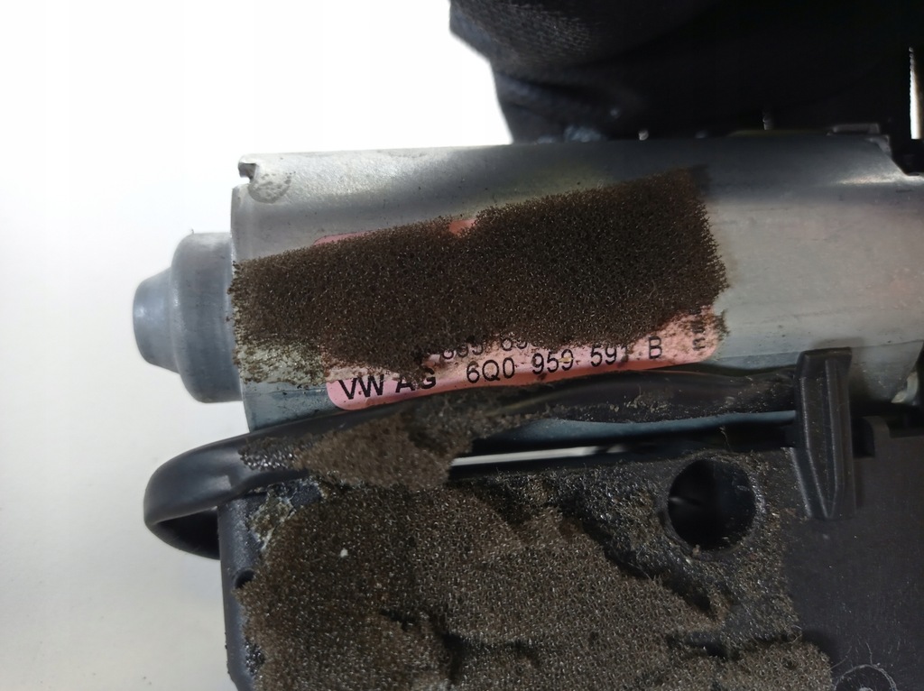 фото №7, Моторчик люк vw polo 9n 6q0959591b