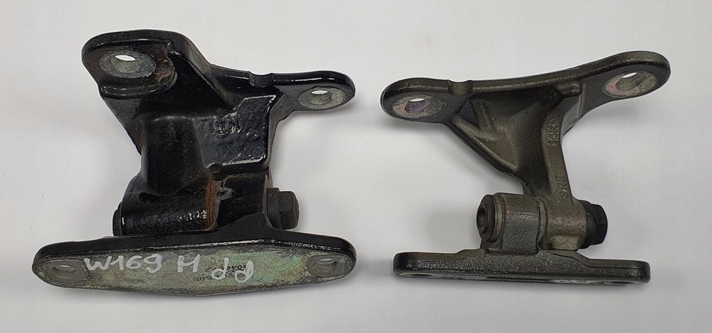 фото №1, Петлі двері правий перед mercedes w169 пара