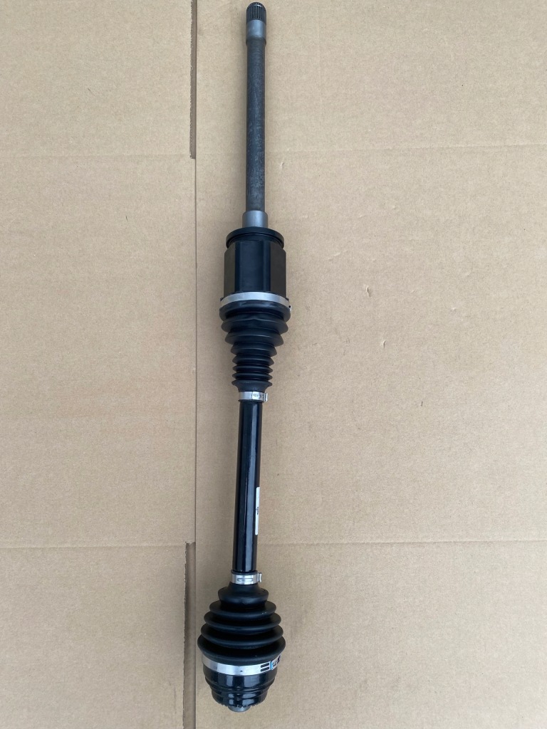 фото №1, Bmw g01 x3 привідний вал привідна правий перед передня 8687782 оригінал