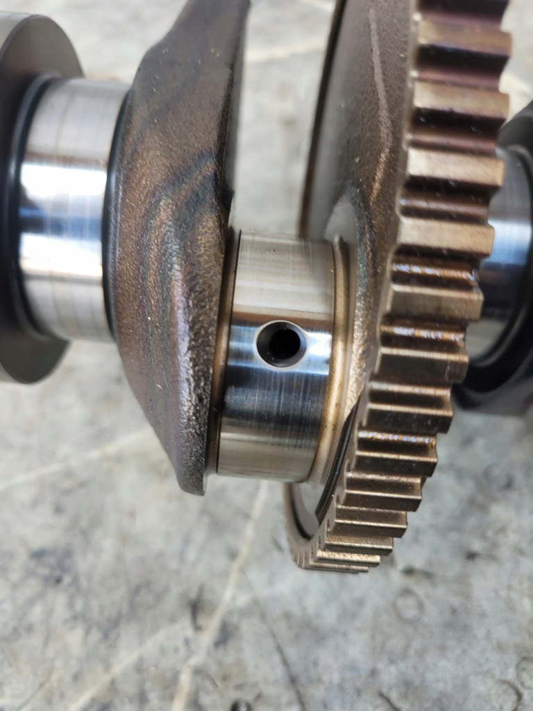 Wał коленчатый bmw n52b30 3.0b 7553279 в Украине