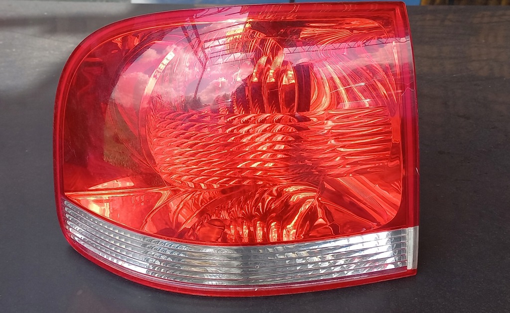 фото №1, Лампа задня ліва volkswagen touareg i