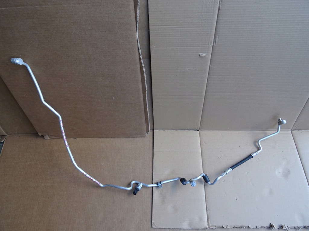 фото №1, Bmw x1 f48 шланг кондиционера 6832951