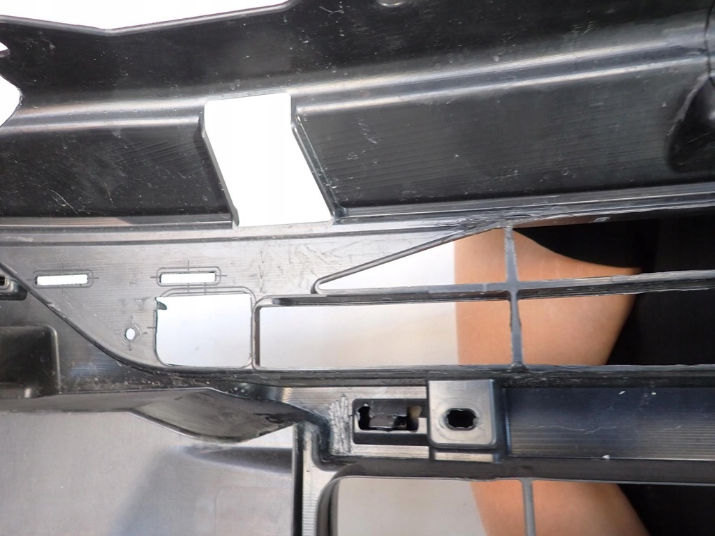 фото №15, Mitsubishi outlander iii 3 phev lift 15-18 бампер перед передний sprysk pdc