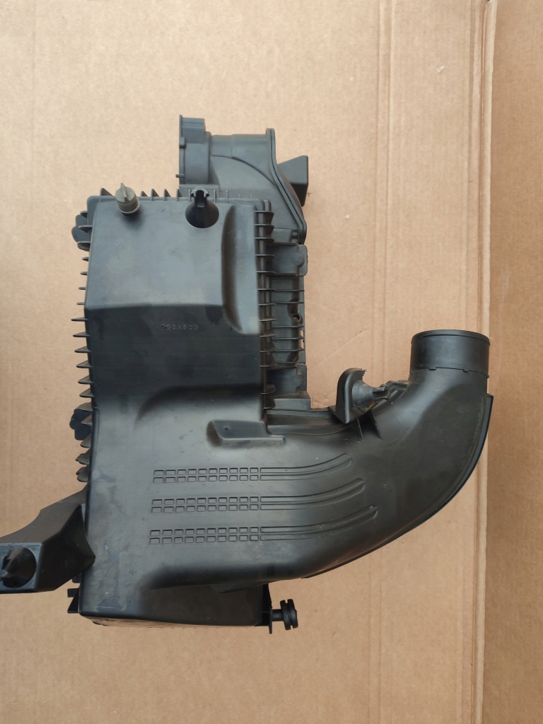 фото №7, Корпус фільтра повітря renault laguna iii 3.0dci v6 8200612110 оригінал