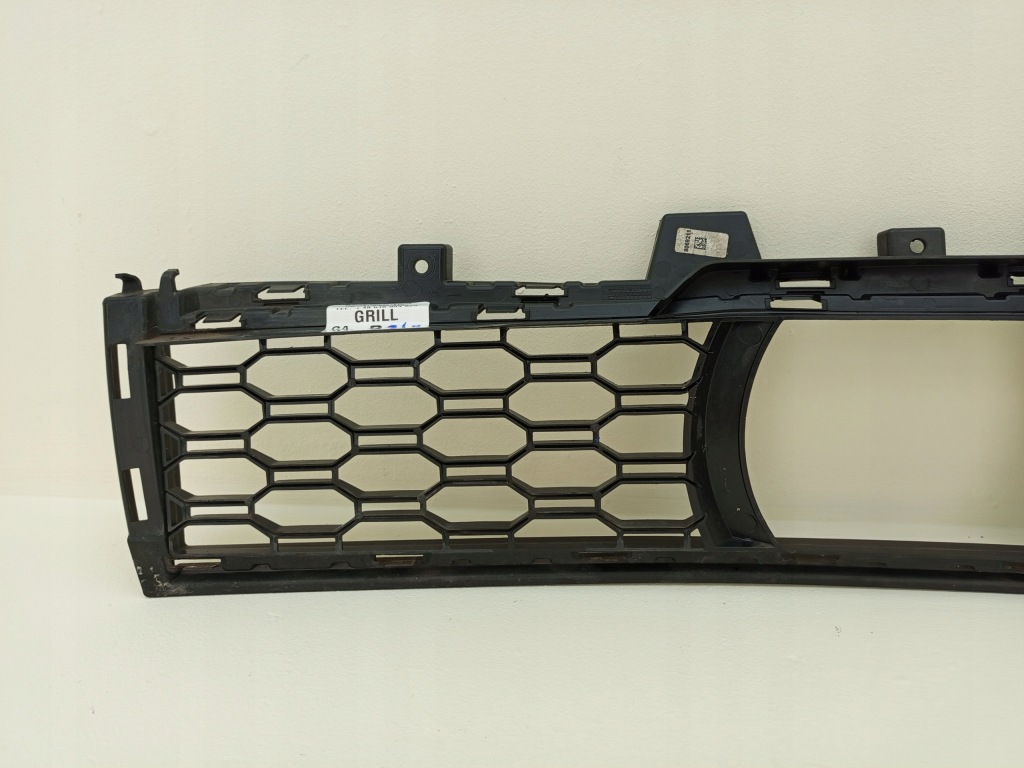 Купить Bmw x5 g05 m-pakiet 2018- решётка средняя бампера перед 51118069211