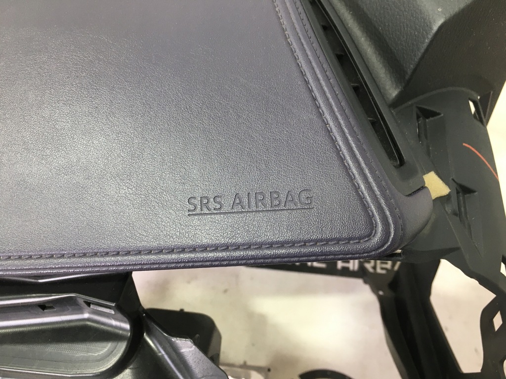 фото №5, Toyota c-hr chr приборная панель консоль подушка безопасности подушки безопасности ремни