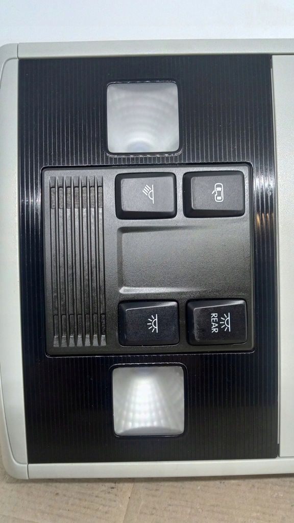 фото №16, Лампа потолочный vw golf vii 5g0868837 5g0867591