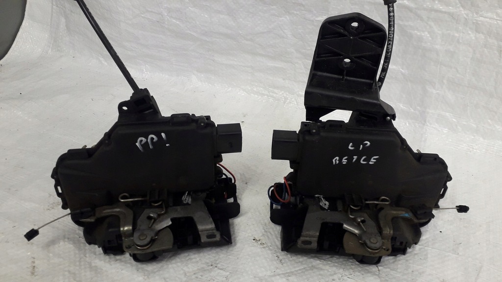 фото №13, Vw new beetle 1998-2005 замок двері правий лівий 6x1837013h 6x1837014h