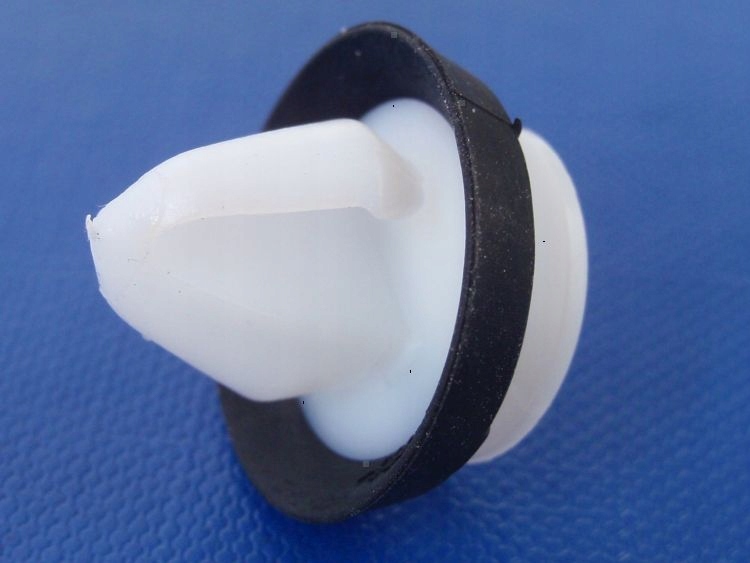 фото №2, 10x skoda citigo fabia octavia rapid клипса дверь