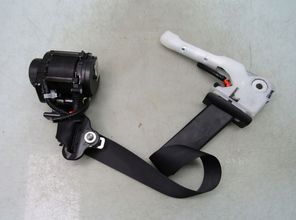 фото №1, Leaf ii 20r pas натяжитель правый перед передний безопасности 638264901f