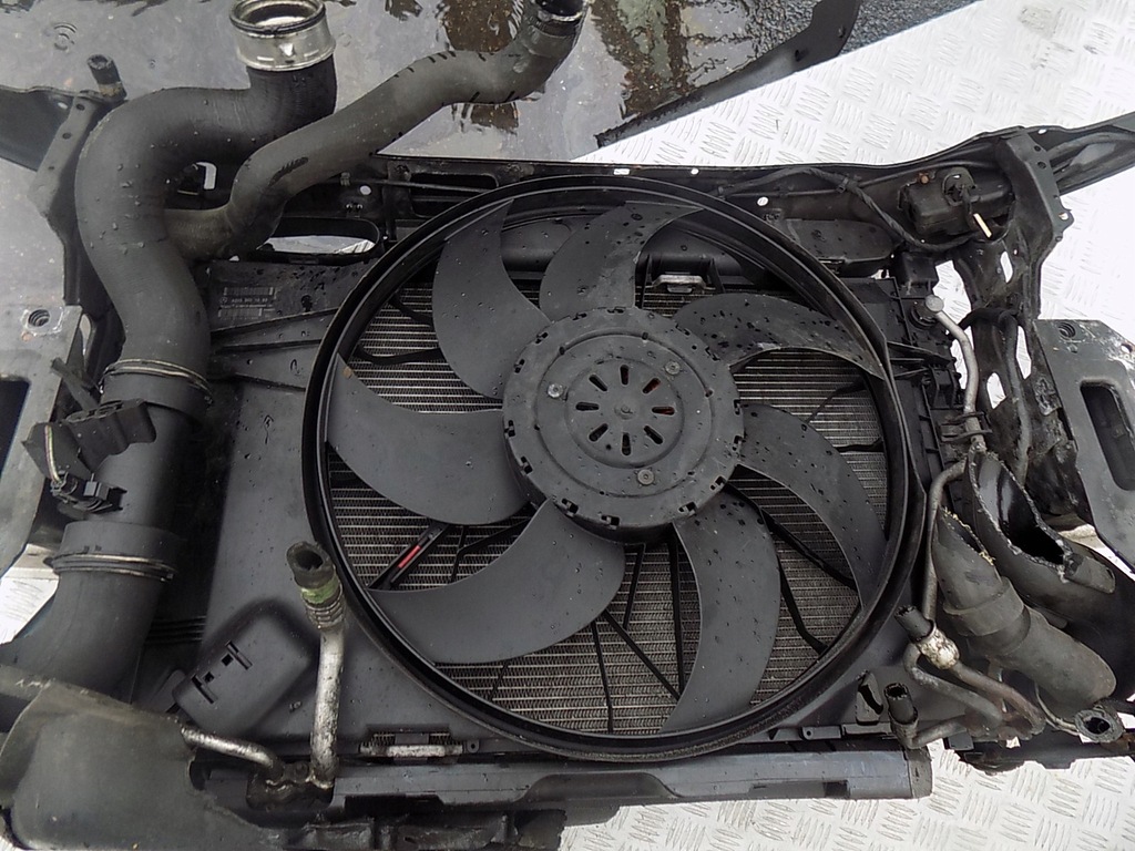 фото №4, Mercedes w204 pas перед передний